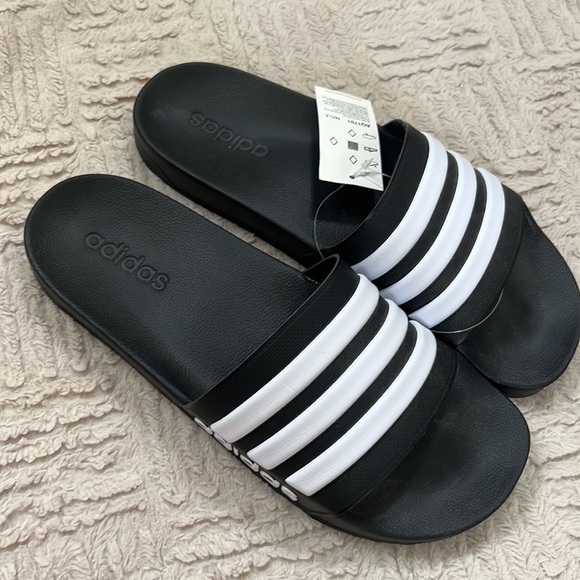 Adidas Size 12 black white Adilette Shower shoes sandals slides - Picture 4 of 16